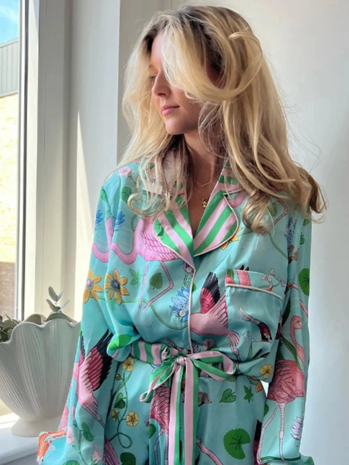 Conjunto de Pijama Feminino em Seda de Gelo Estampa Flamingo - Nelima