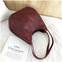 Bolsa Feminina Modelo Jhegger - Le Belle